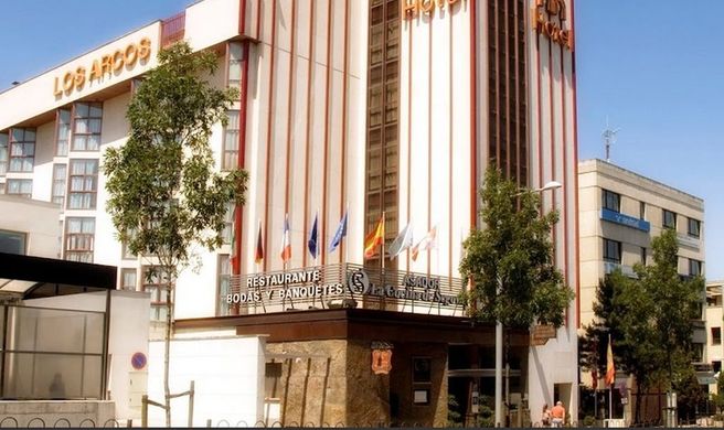 Hotel AR Los Arcos Exterior