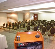 Victoria Regia Hotel & Suites Meeting