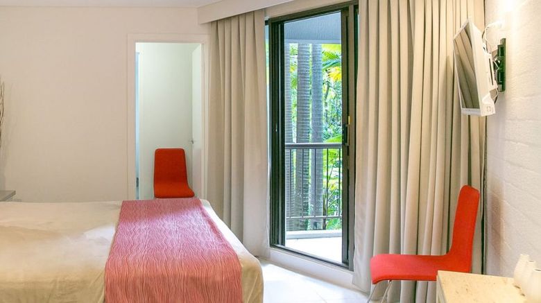<b>Ocean Breeze Resort Room</b>