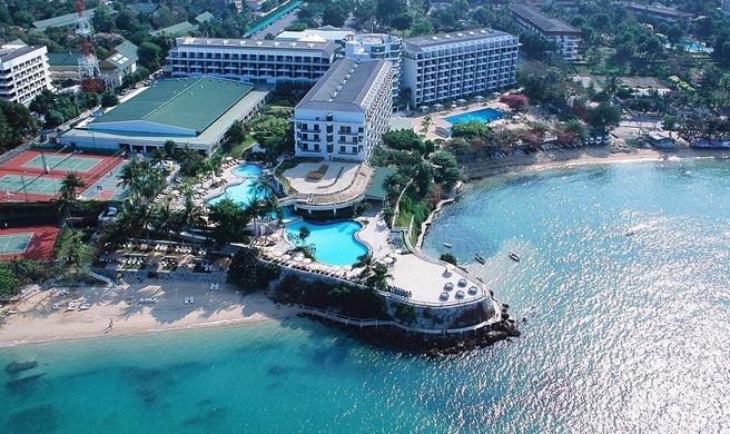 Dusit Thani Pattaya Exterior