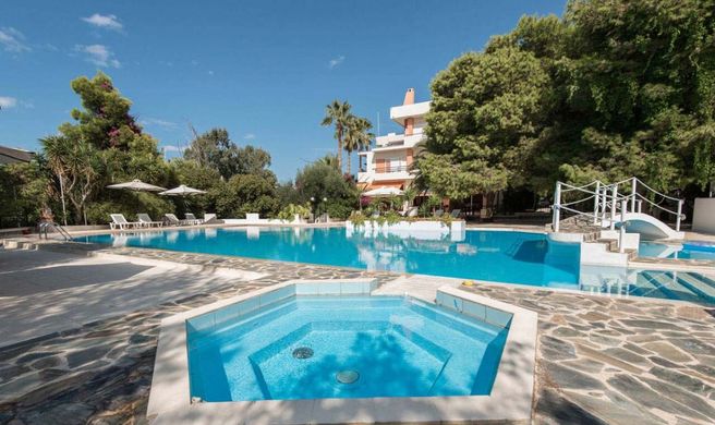 Monte Vardia Hotel Exterior