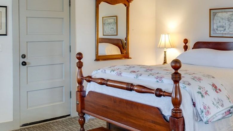 <b>First Colony Inn Room</b>