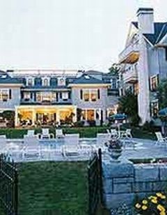 Balance Rock Inn