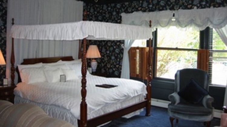 Balance Rock Inn Room