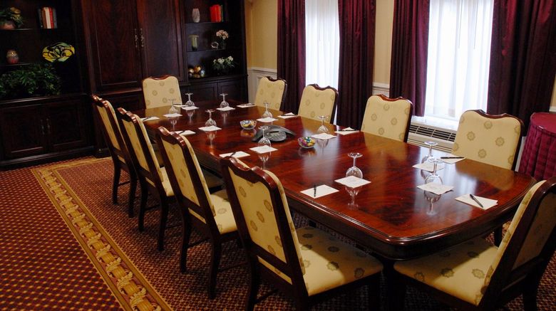 <b>The Wilshire Grand Hotel Meeting</b>