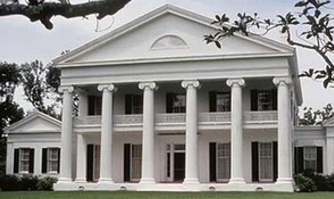 Madewood Plantation House Exterior