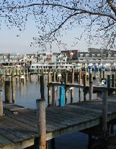 Old Harbor Inn