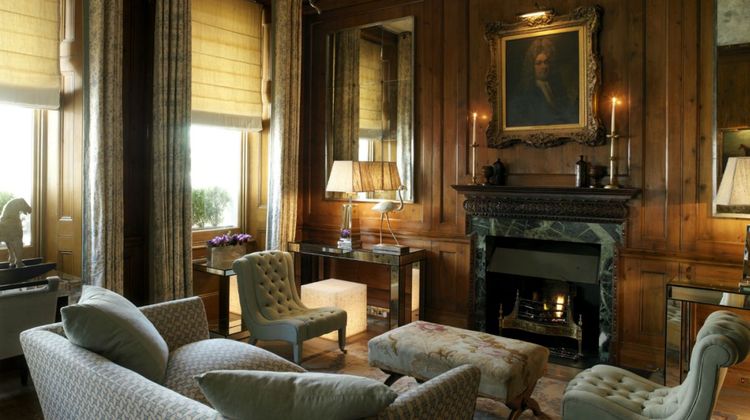 The Pelham Lobby