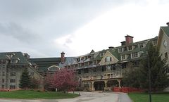 Golden Eagle Lodge