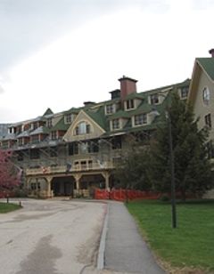 Golden Eagle Lodge