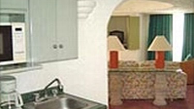Tesoro Manzanillo Suite