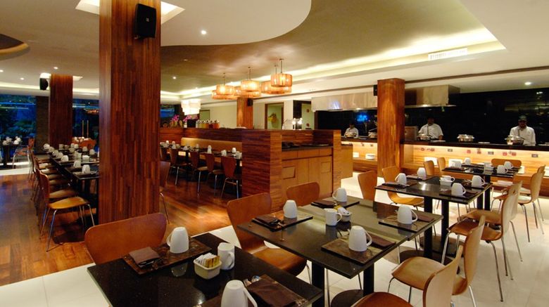 <b>Bali Dynasty Resort Restaurant</b>