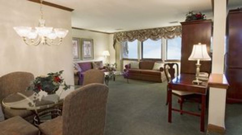<b>Carlton Lodge Adrian Suite</b>