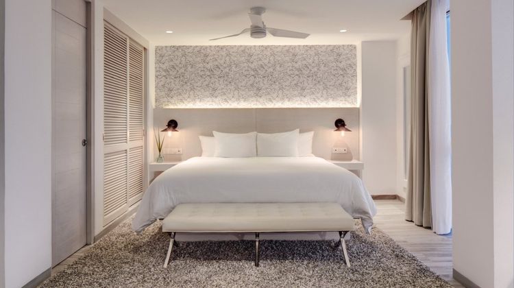 Oleo Cancun Playa Room