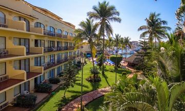 Flamingo Vallarta Hotel & Marina