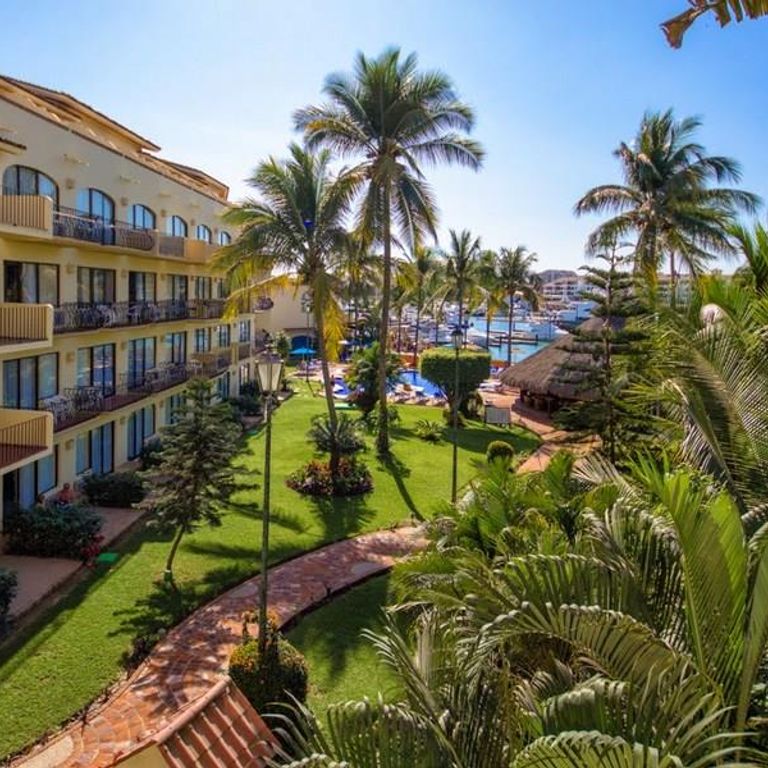 Flamingo Vallarta Hotel & Marina