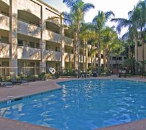Hotel d'Lins Pool