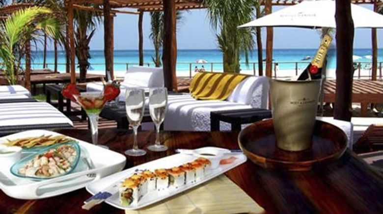 <b>Adhara Hotel Hacienda Cancun Bar/Lounge</b> <b>Adhara Hotel Hacienda Cancun Bar/Lounge</b>