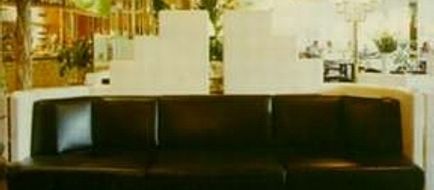 Hotel Aurora Lobby