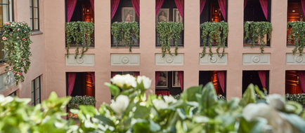 MJ's Hotel Exterior