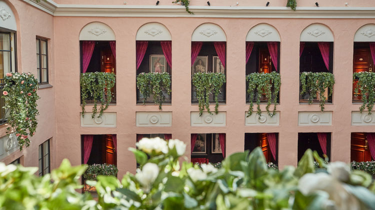 MJ's Hotel Exterior