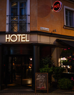 MJ's Hotel