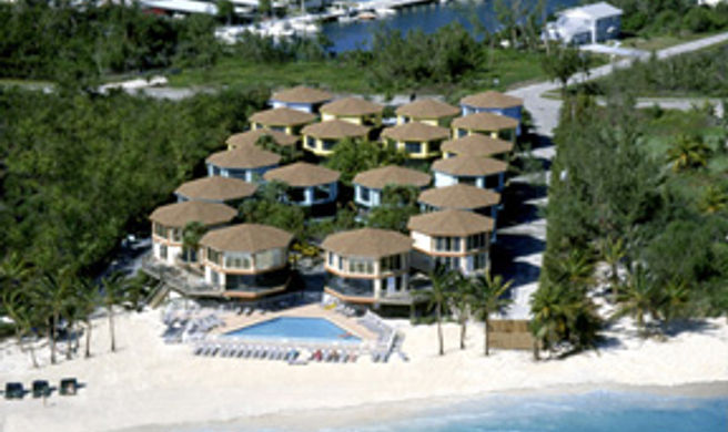 Coco Plum Beach & Tennis Club Exterior