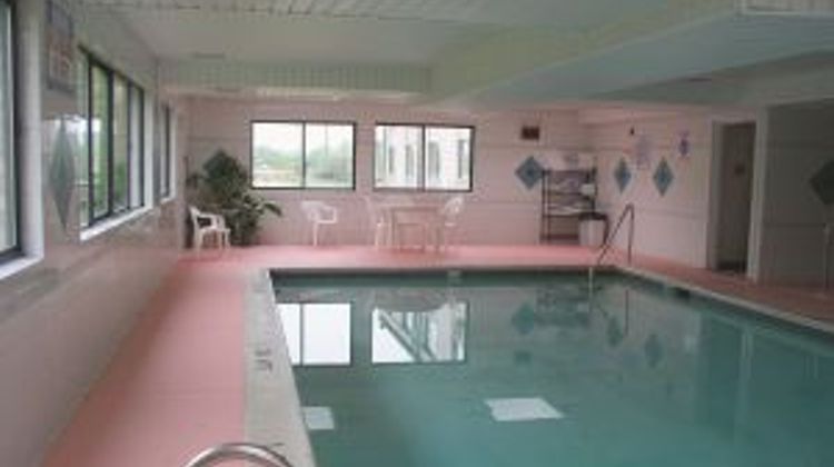 Remembrance Inn Pool