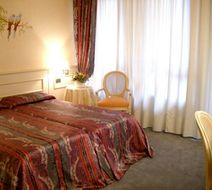 San Luca Hotel Room