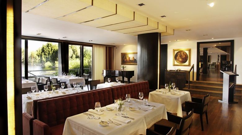 <b>El Casco Art Hotel Restaurant</b>
