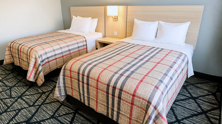 Hotel Butler Inn Room