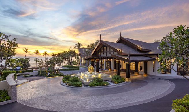 Diamond Cliff Resort & Spa Exterior