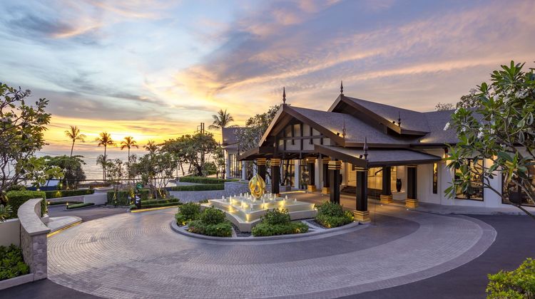 Diamond Cliff Resort & Spa Exterior