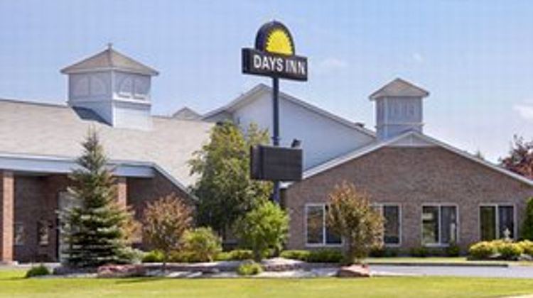 Days Inn Sault Ste Marie Exterior