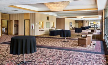 Ramkota Hotel & Conference Ctr