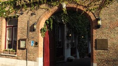 De Castillion Hotel