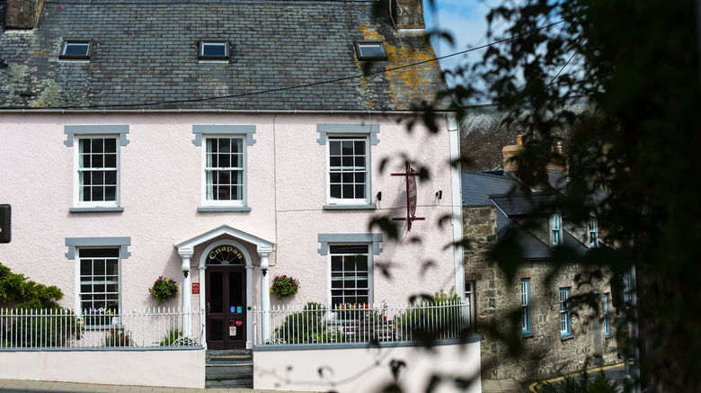 Cnapan Country House Exterior