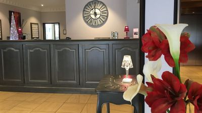 Henry II Hotel