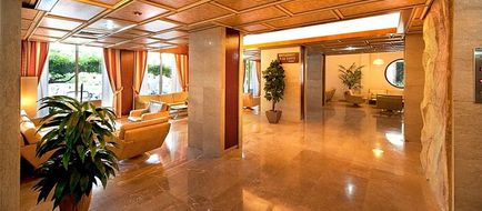Paolo Hotel Lobby