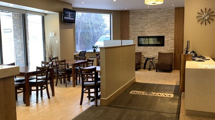 WelcomINNS Ottawa Lobby