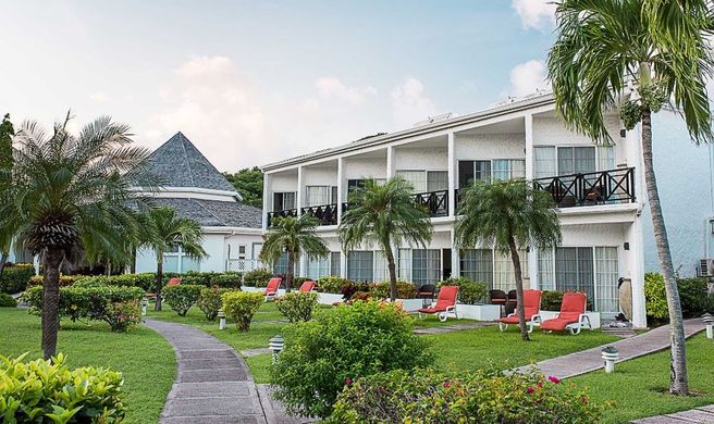 Coyaba Beach Resort Exterior