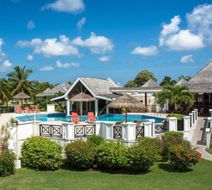 Coyaba Beach Resort Pool