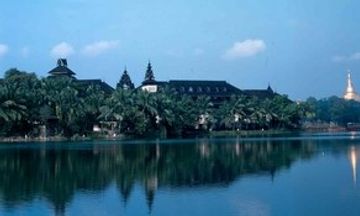 Kandawgyi Palace Hotel
