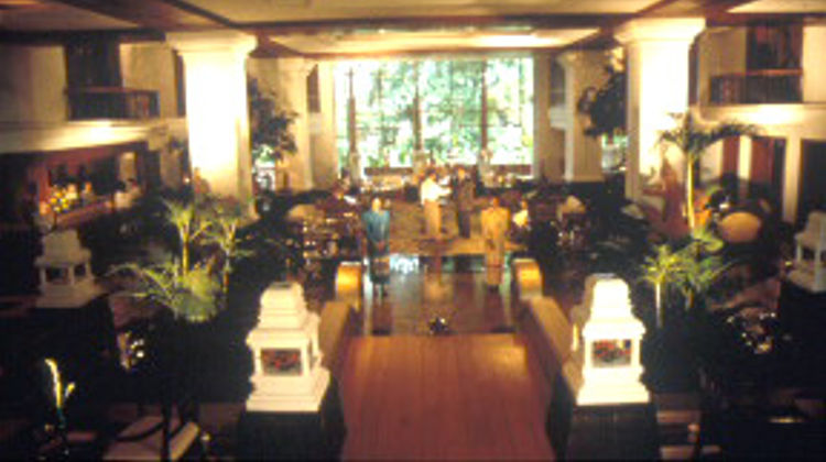 Kandawgyi Palace Hotel Lobby