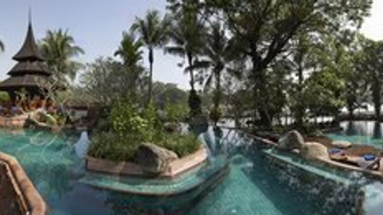 <b>Kandawgyi Palace Hotel Pool</b>