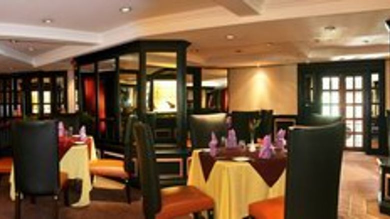 <b>Kandawgyi Palace Hotel Restaurant</b>