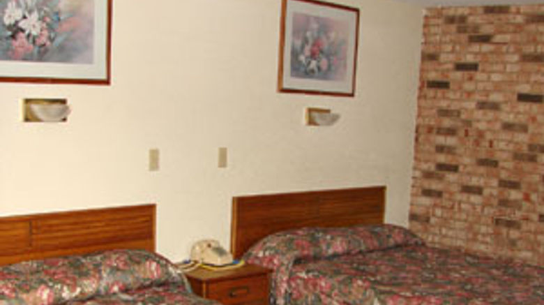 <b>Budget Inn Selma Room</b>