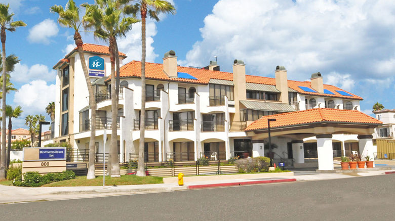 <b>Huntington Beach Inn Exterior</b>