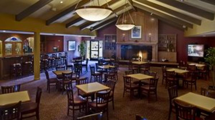 Track 281 Apartments Restaurant