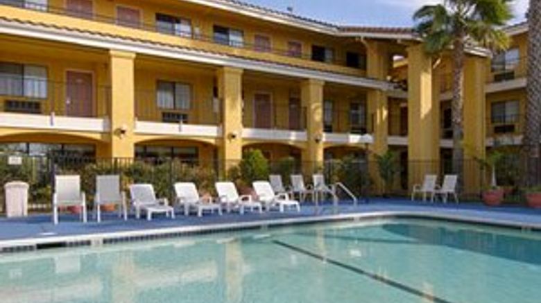<b>Rancho Cordova Inn Pool</b>